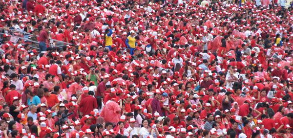 red_crowd.jpg